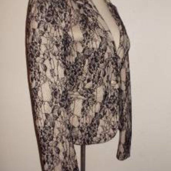 KARDASHIAN KOLLECTION MS SIZE LARGE BLACK LACE OVER NUDE SINGLE BUTTON BLAZER - Picture 4 of 5